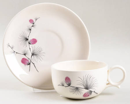 Wild Clover (Coupe, No Trim) Flat Cup & Saucer Set