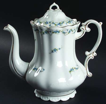 3248 (Scalloped) Coffee Pot & Lid