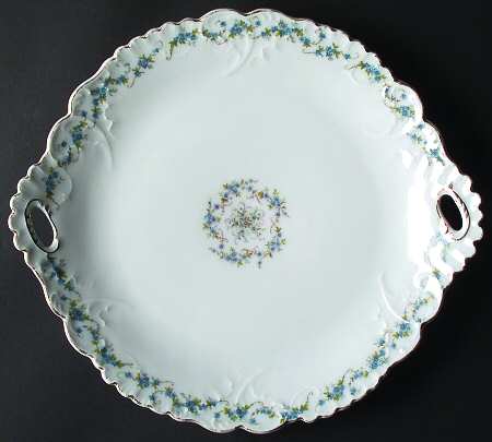 3248 (Scalloped) Handled Cake Plate