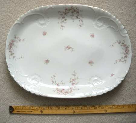 CAR10 17" Oval Serving Platter