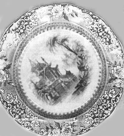 Corea Mulberry Luncheon Plate