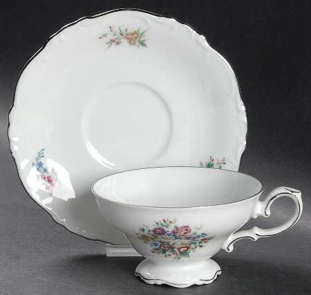 Bouquet Footed Cup & Saucer Set