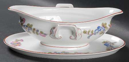 CBA2 Gravy Boat with Attached Underplate