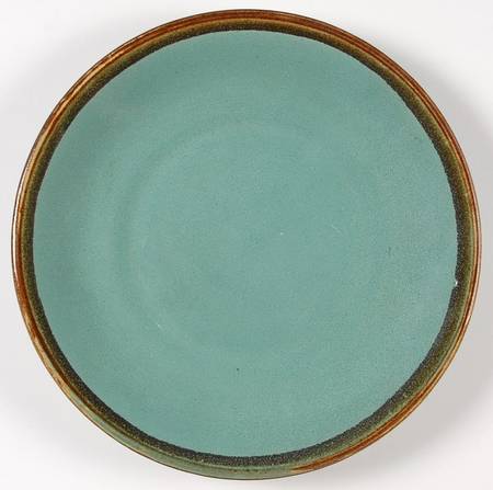 Country Fare (Ribbed Back, Unglazed Ring) Luncheon Plate