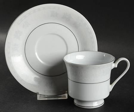 Ccc12 Footed Cup & Saucer Set