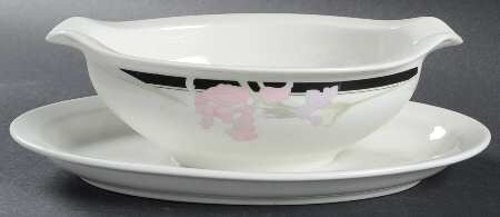 CCC10 Gravy Boat with Attached Underplate