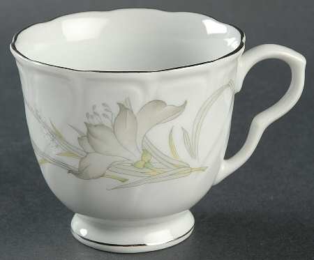 CCC8 Footed Cup