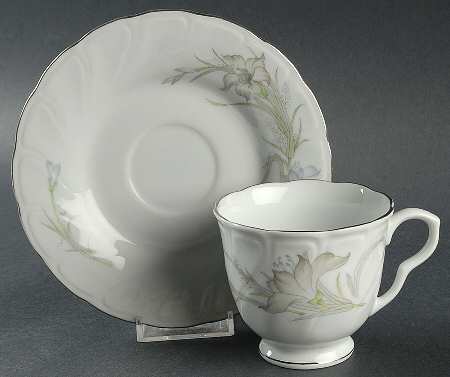 CCC8 Footed Cup & Saucer Set