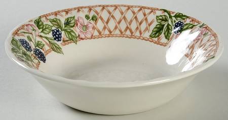 Blackberry Trellis Coupe Cereal Bowl