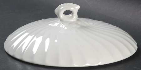 Chelsea White (England) Lid for Round Vegetable
