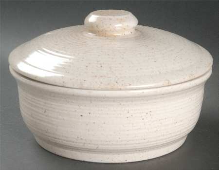 Homespun 1.5 Qt Round Covered Casserole