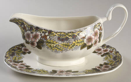 Wildlife Series Gravy Boat & Underplate