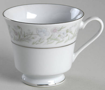 CCN5 (CHINA) Footed Cup