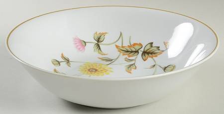 Chrysanthemum 9" Round Vegetable Bowl