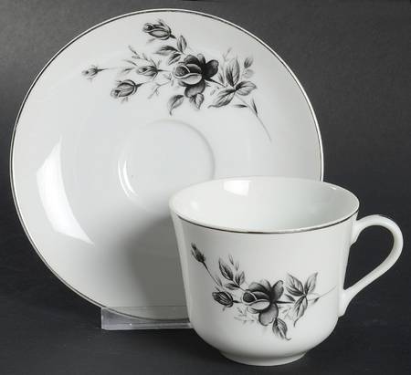 Concerto Rose Flat Cup & Saucer Set