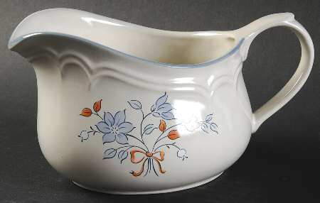 Bluet Round Gravy Boat