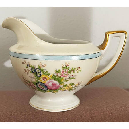 CEB11 Creamer