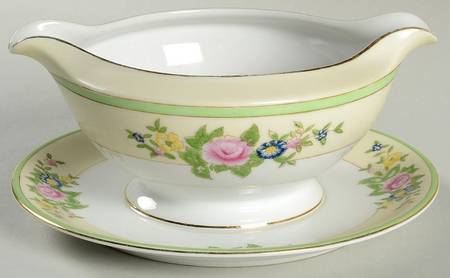 CEB14 Round Gravy Boat/Attached Underplate