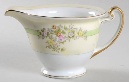CEB25 Creamer