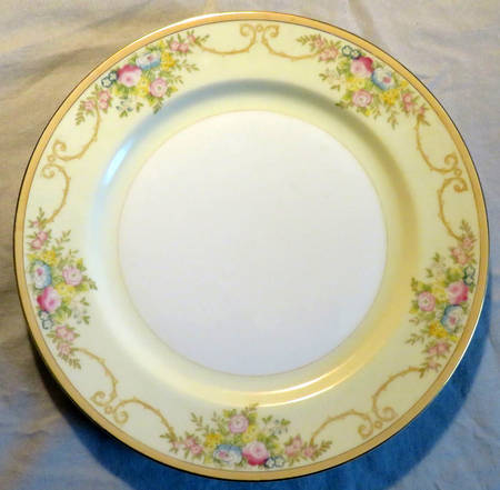 CEB38 Dinner Plate
