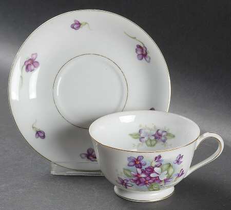 Glenaire Footed Cup & Saucer Set