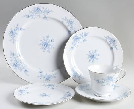Duchess 5 Piece Place Setting