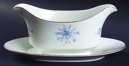 Duchess Gravy Boat with Attached Underplate