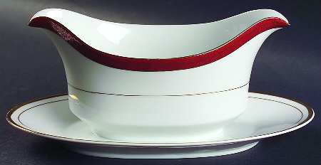 Empress Gravy Boat with Attached Underplate
