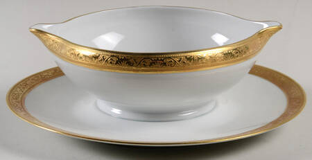 Ambassador Gold Gravy Boat with Attached Underplate