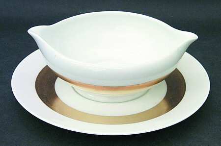 Anneau D'Or Gravy Boat with Attached Underplate