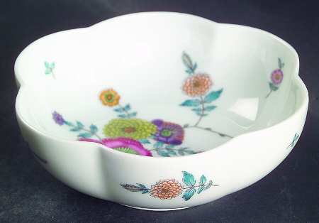Anemones 4" Melon Bowl