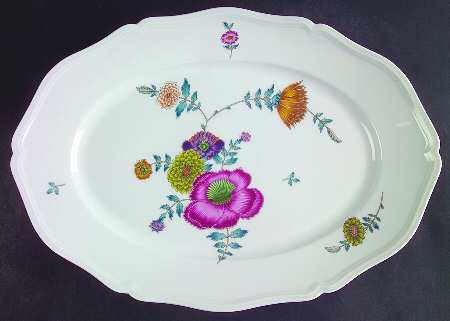 Anemones 15" Oval Serving Platter