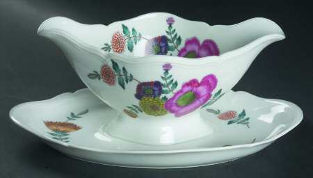 Anemones Gravy Boat with Attached Underplate