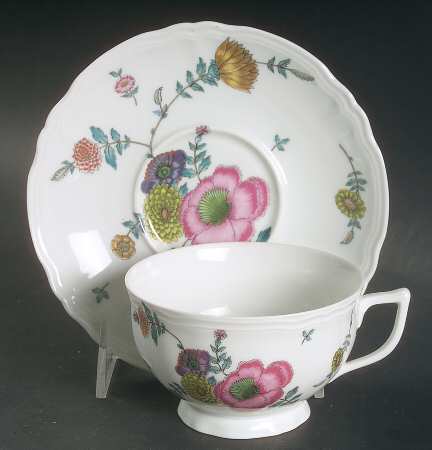 Anemones Footed Cup & Saucer Set