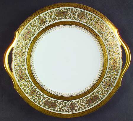Cyrus Handled Cake Plate