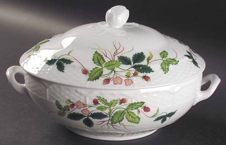 George Sand  Oval Covered Vegetable