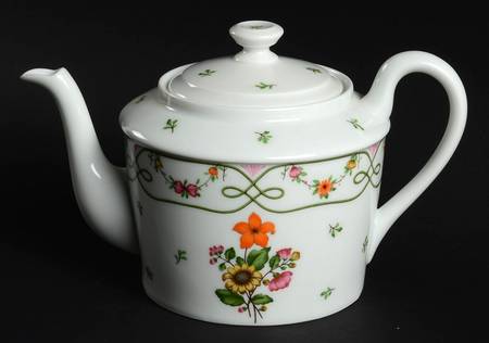 Guirlandes Teapot & Lid