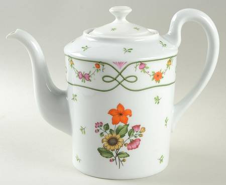 Guirlandes Coffee Pot & Lid