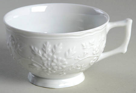 Hawthorn Footed Cup