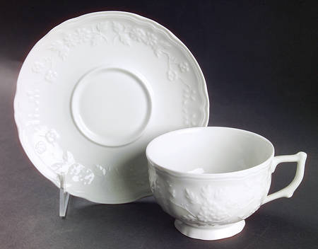 Hawthorn Breakfast Cup & Saucer Set