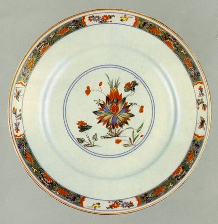 Houang Pou (Celadon Background) Dinner Plate