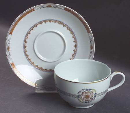 Houqua (Celadon Background) Flat Cup & Saucer Set