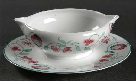 Indienne Gravy Boat with Attached Underplate