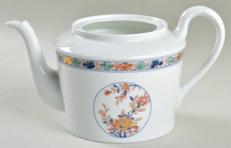 Koutani (White Background) Teapot No Lid