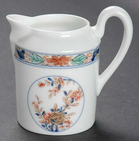 Koutani (White Background) Creamer