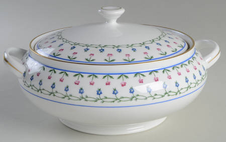 La Fayette Tureen &  Lid