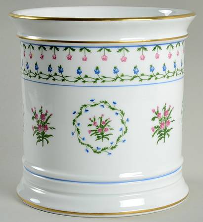 La Fayette 8" Cachepot