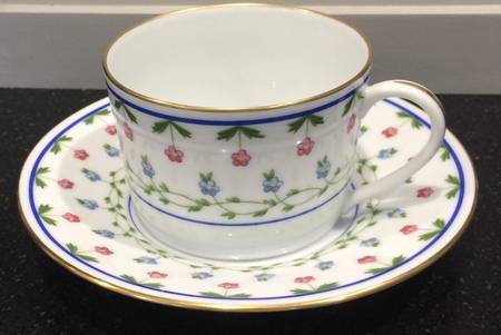 La Fayette Flat Cup & Saucer Set