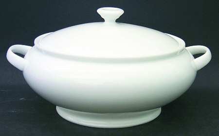 Marly-Menton Round Covered Vegetable
