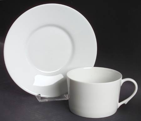 Marly-Menton Flat Cup & Saucer Set